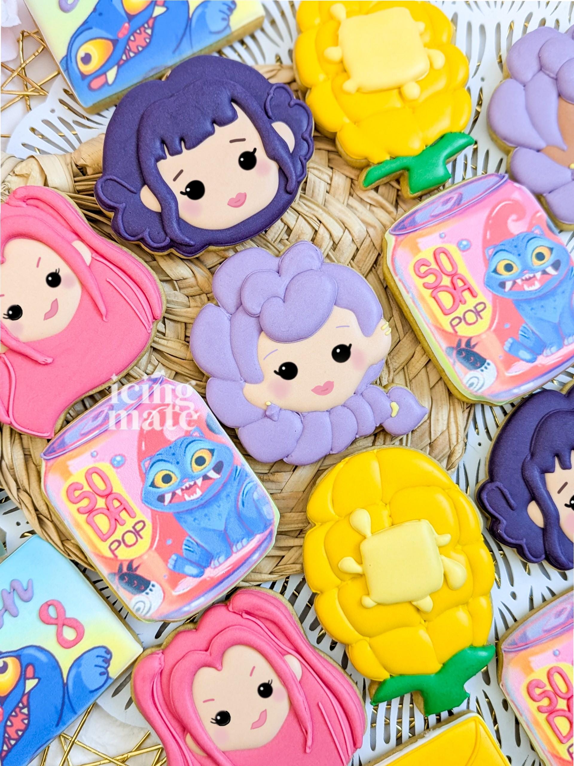 Golden Hunters Cookie Cutters